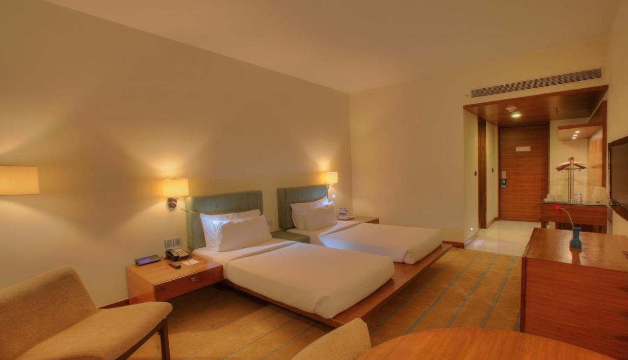 Hotel Parc Estique Pune Exterior foto