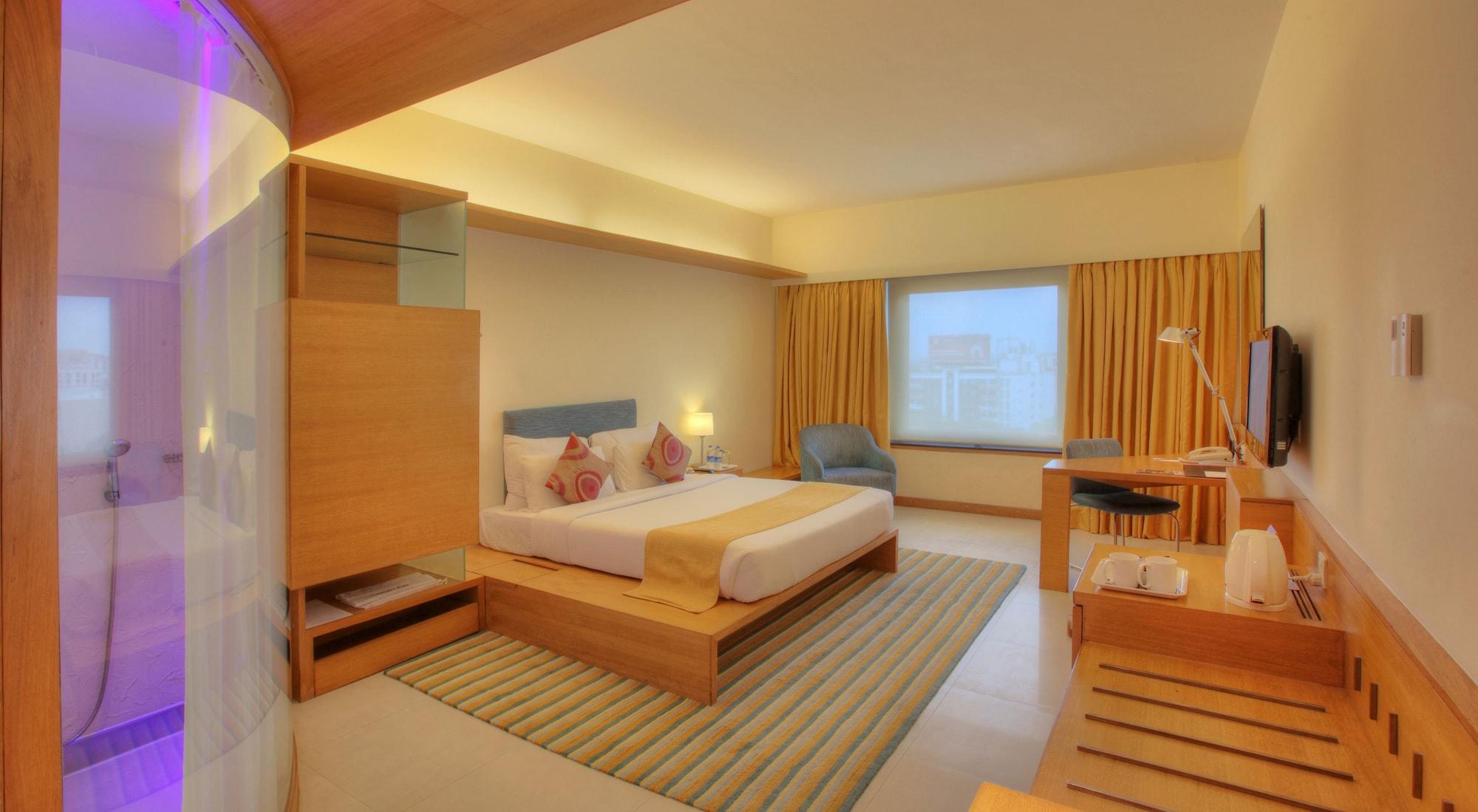 Hotel Parc Estique Pune Exterior foto