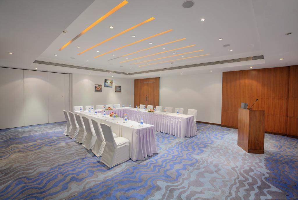 Hotel Parc Estique Pune Exterior foto
